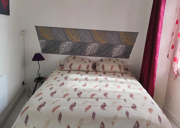 Gite Pour 6 Ou Chambre Pour 2 A Formigny